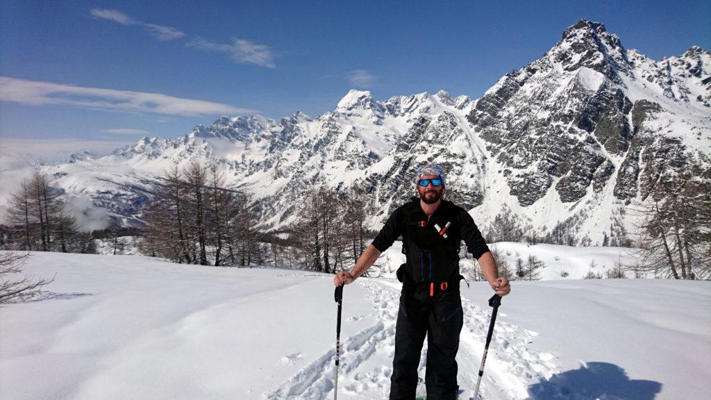 Il Niggah di fronte alla skyline del Devero in tutta la sua bellezza