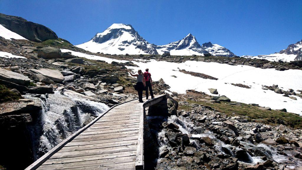 Qui per fortuna il ponte c'è ed è usufruibile