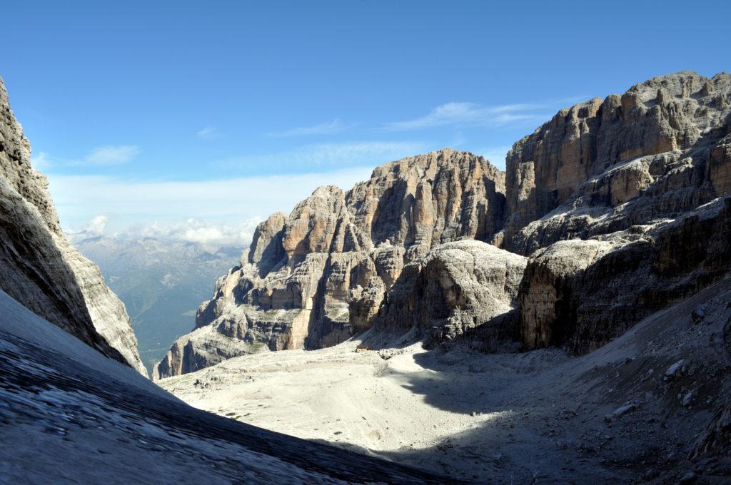 uno sguardo all'Alimonta prima di attaccare la ferrata