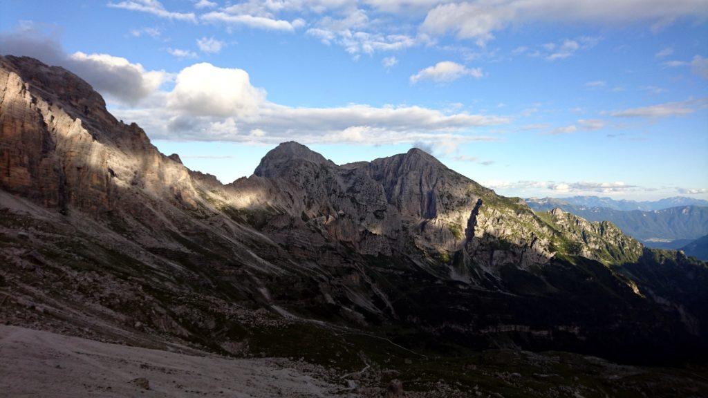 Le ombre della sera calano sulla Valle d&#039;Ambiez
