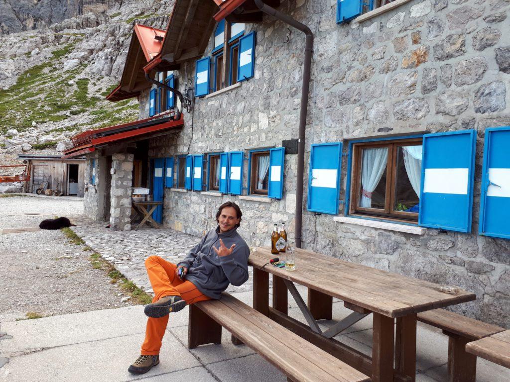 aspettando la cena al Rifugio Agostini