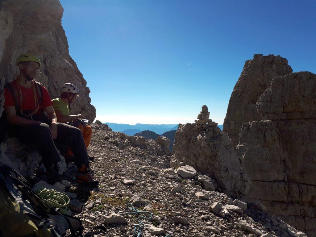 piccola pausa su una delle comode cengie detritiche