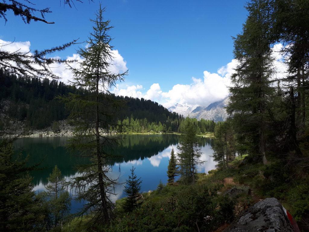 Scorcio del lago di Garzoné