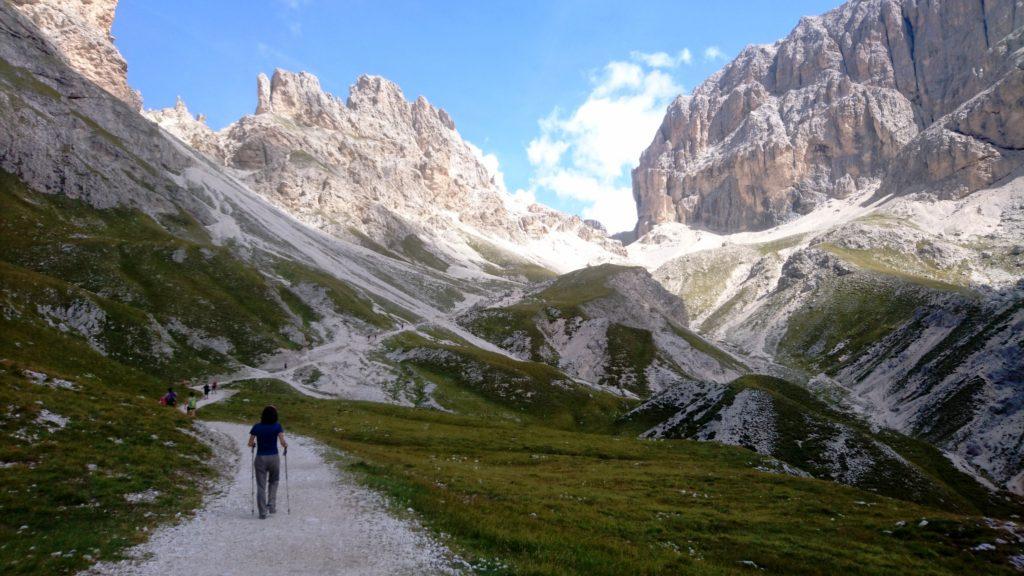 La splendida vallata che conduce a Passo Principe