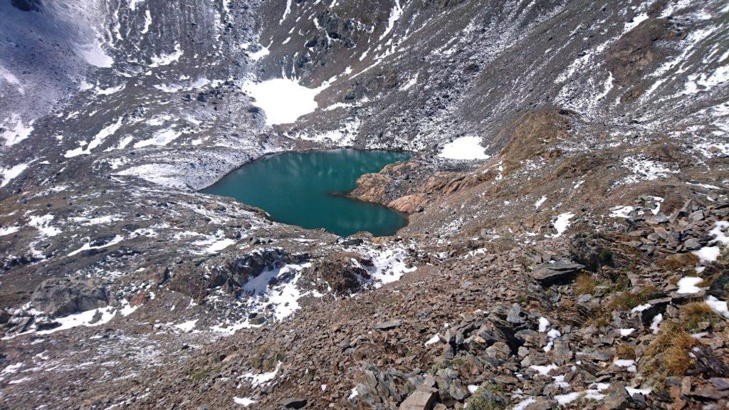 il lago senza nome, da poco a monte sembra un cuore!