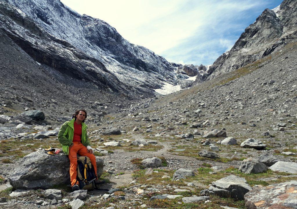 pausa ricreativa sul fondo del lago glaciale ormai estinto