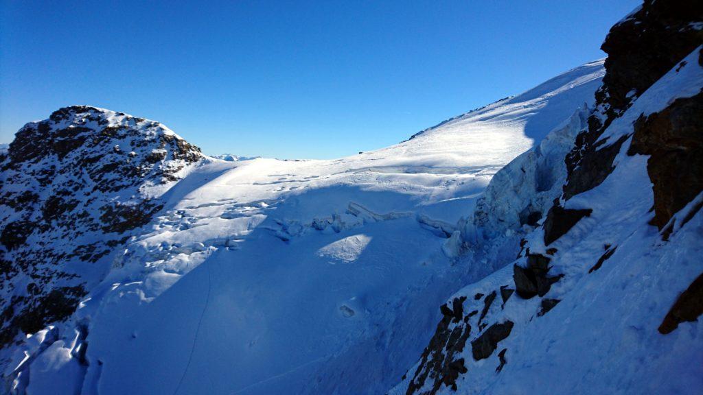 altra prospettiva della via di discesa vista dal Naso