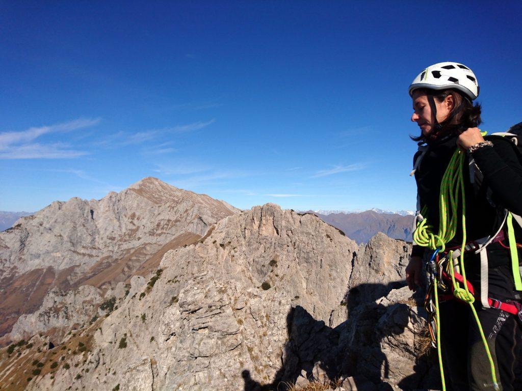 Erica e la Grigna Settentrionale: siamo circa a metà cresta