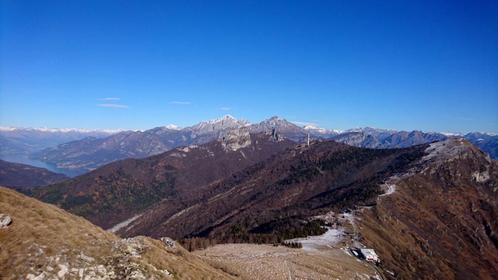 Ancora uno sguardo verso le grigne e i corni di canzo