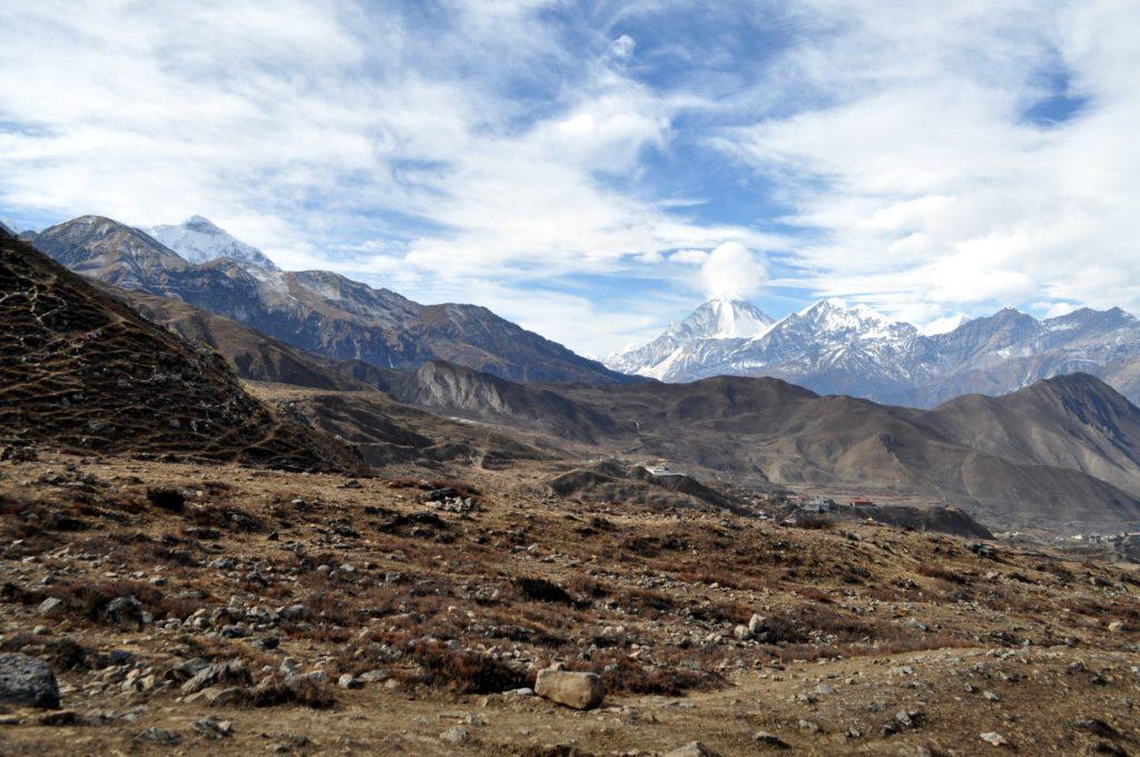 prima apparizione del Dhaulagiri