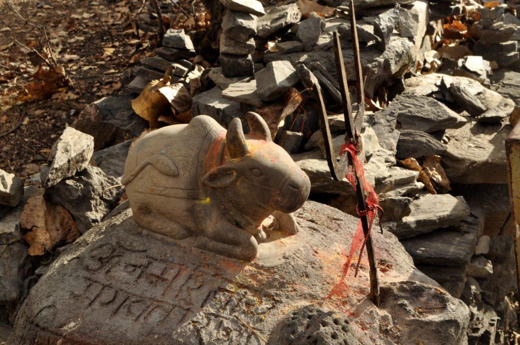 Nandi, il toro che porta a spasso Shiva