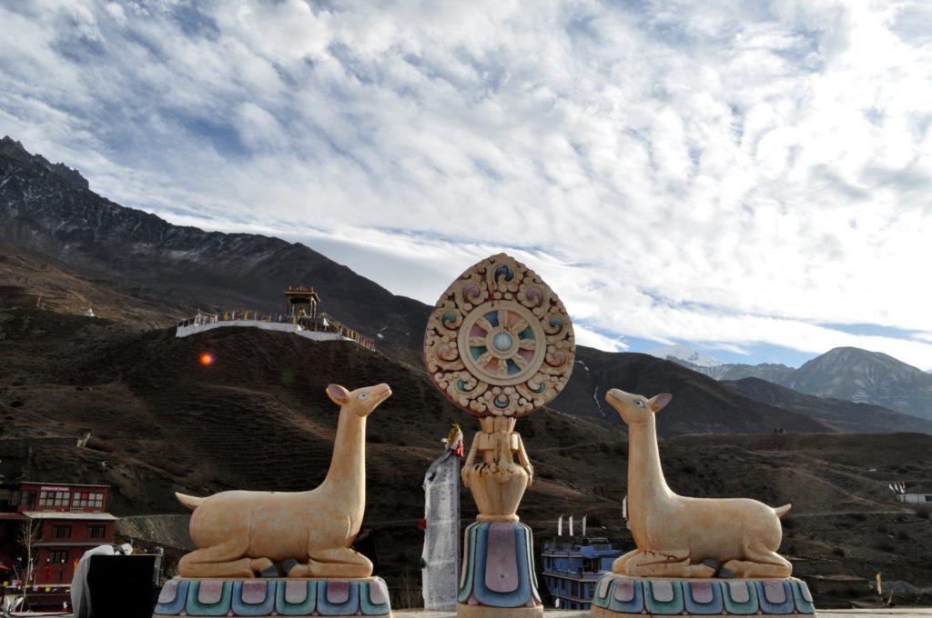 dalla cima del tempio buddista di Muktinath