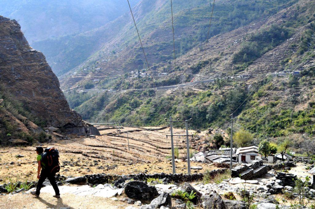 continuiamo a scendere gradatamente, sempre seguendo la valle del Kali Gandaki