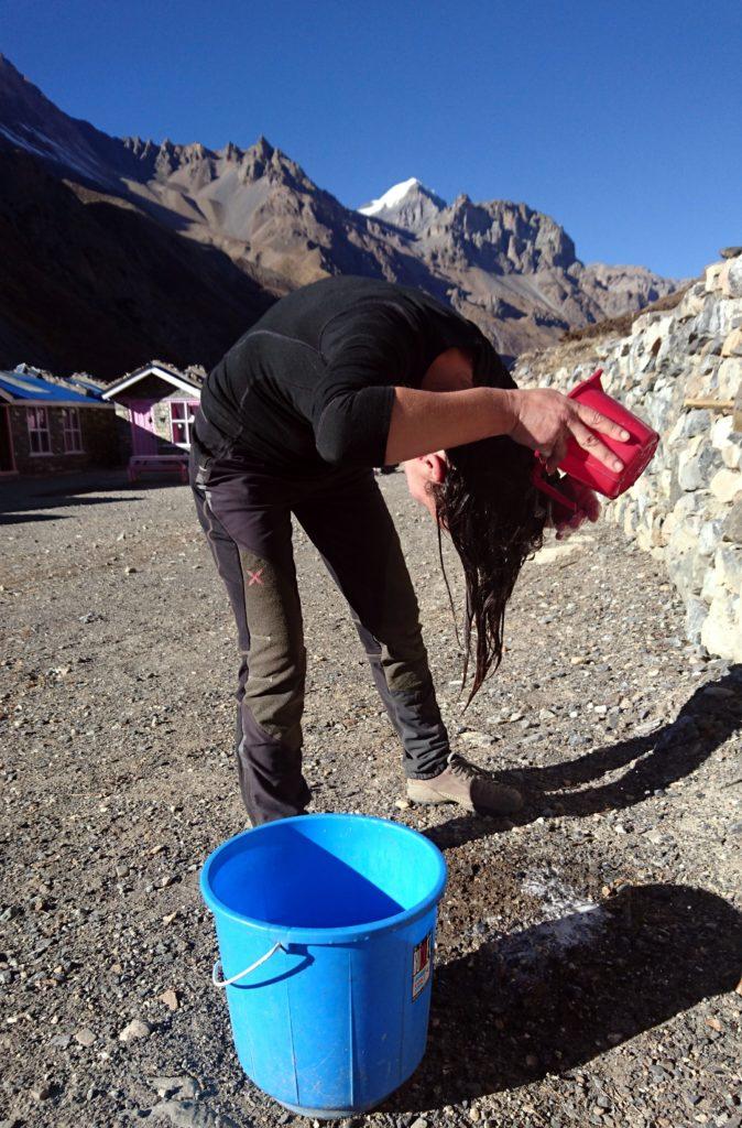 prima doccia poi capelli: Bucket Shower over 4000!