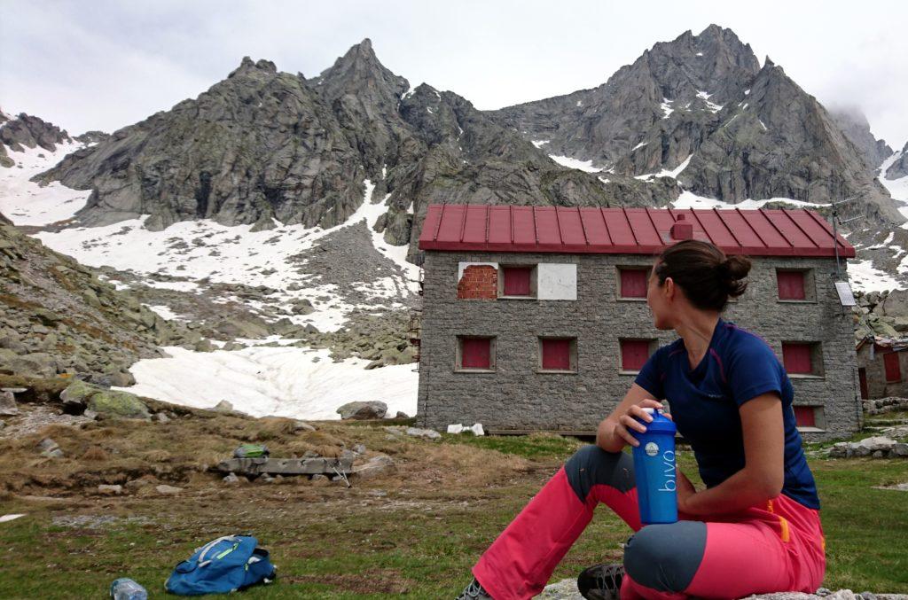 il problema di quando inizi a camminare è che non ti fermeresti mai... Albigna, che sta la dietro, è una delle prossime mete