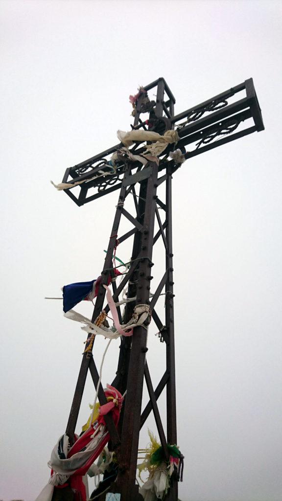 La grande croce di vetta del Monviso