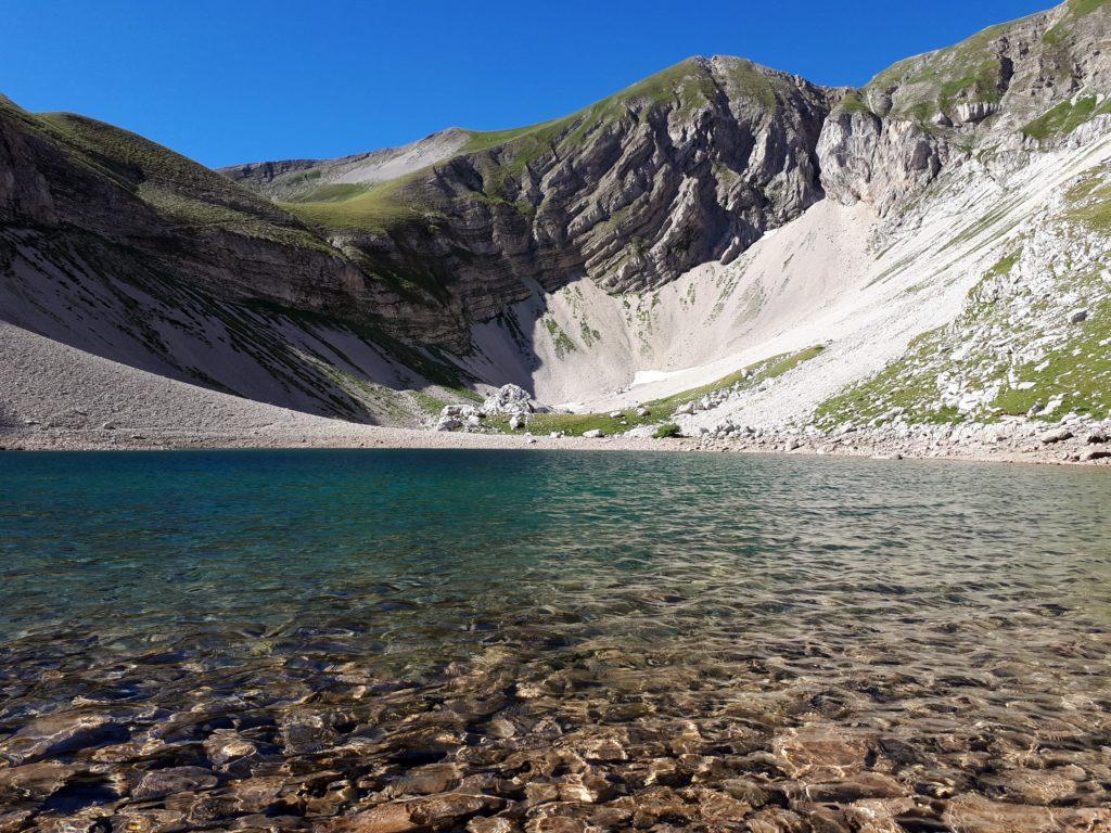 le acque cristalline dei Laghi di Pilato