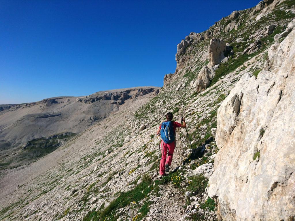 dal Secondo al Terzo Portone si costeggia un tratto (l'unico) di roccette: qui abbiamo avvistato i camosci