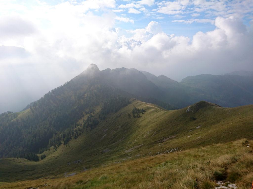 vista del Pizzo Badile Brembano dalla nostra cresta