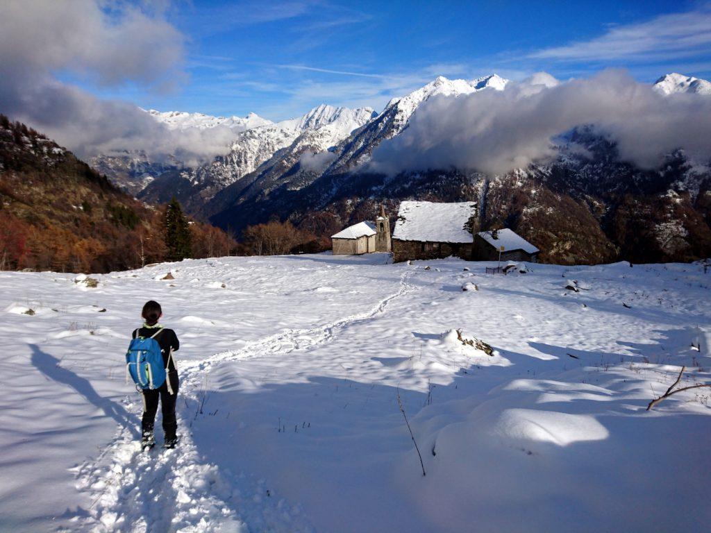 torniamo alla Chiesa di San Grato, da cui riprenderemo la strada