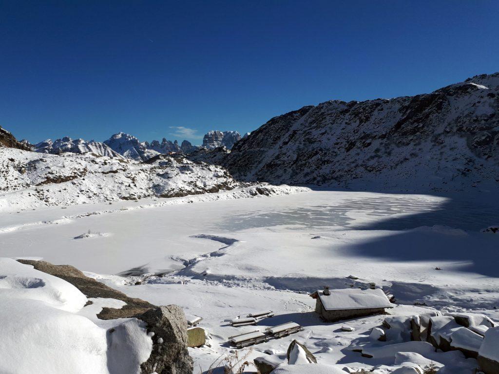 vista sulle Dolomiti di Brenta, Sfulmini, Crozzon, Tosa e Cima d'Ambiez