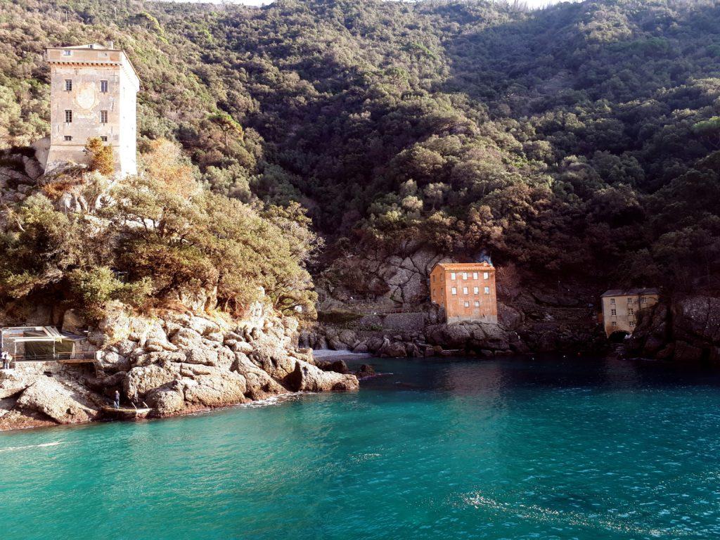 la baia di San Fruttuoso: pura poesia