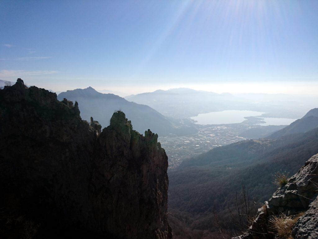 il sole è già alto quando iniziamo a scalare (pigrizia...)