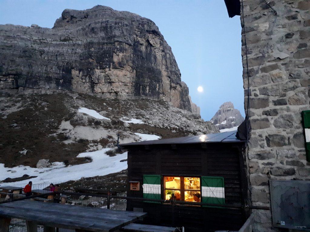 Siamo fortunati: c'è anche luna piena!