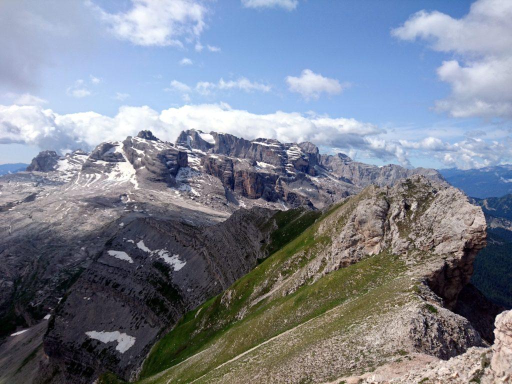 la primissima parte di cresta, con un Brenta super dietro di noi