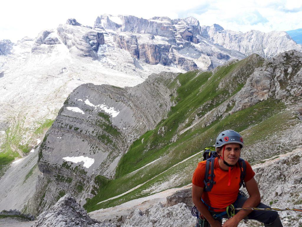 la primissima parte di cresta, con un Brenta super dietro di noi