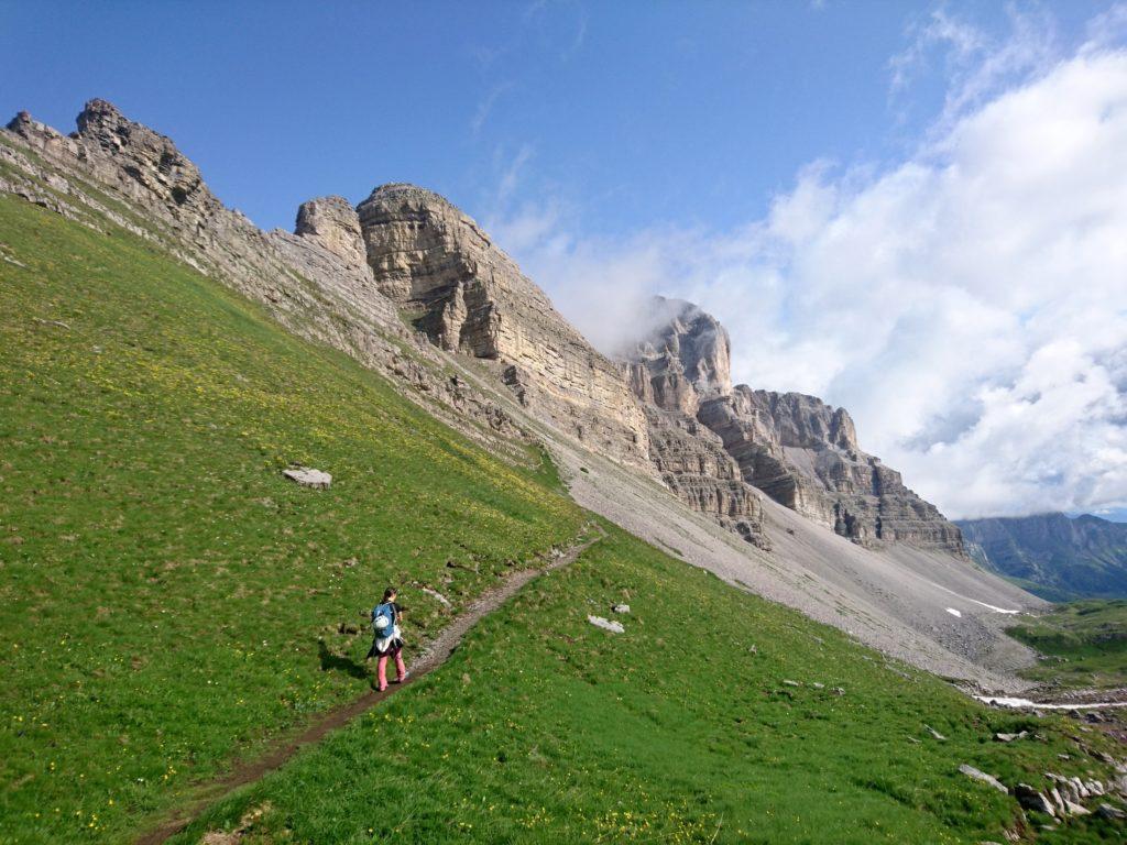 dallo Stoppani si segue il sentiero per la Ferrata Fratelli Vidi