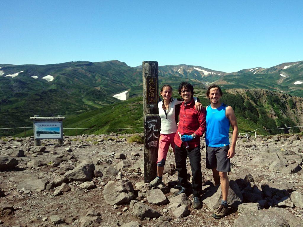 cima del Kurodake: oltre si distende sconfinato il parco di Daisetsuzan