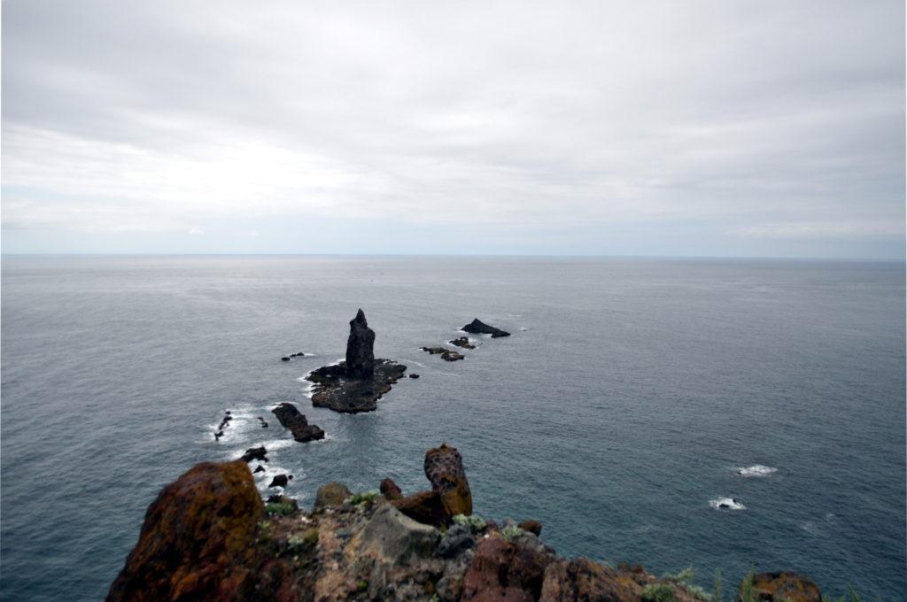 la leggendaria roccia-menir di Cape Kamui