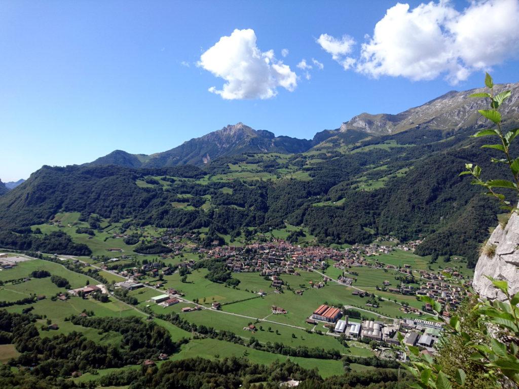 La bella vista sulle Grigne dalla nostra parete