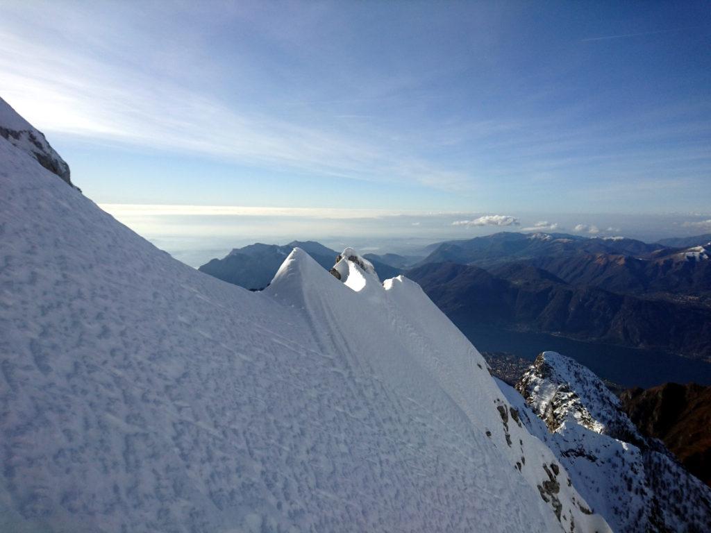 alla nostra destra questa bella spalla con vista