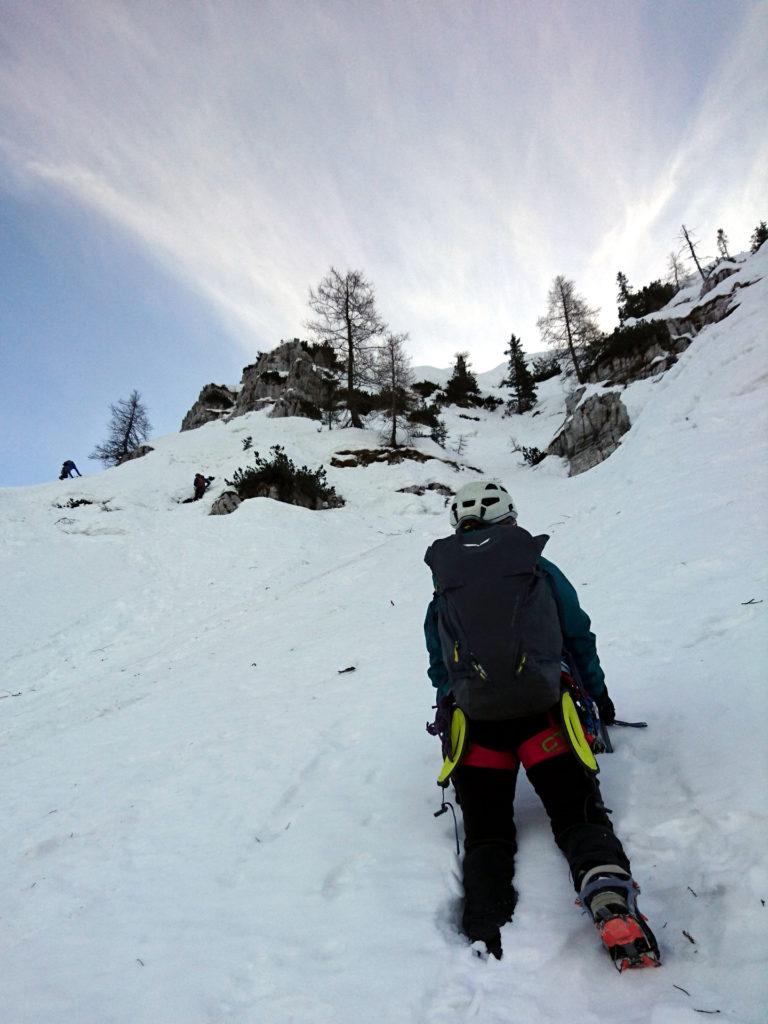 a sinistra il salto roccioso che verrà raggiunto da Nigga e Beach, noi proseguiremo verticalmente