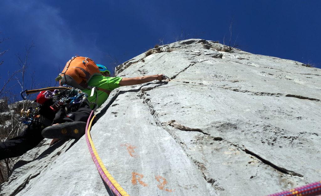 rinviata di Paolino: per fortuna su questo tiro le protezioni ci sono!