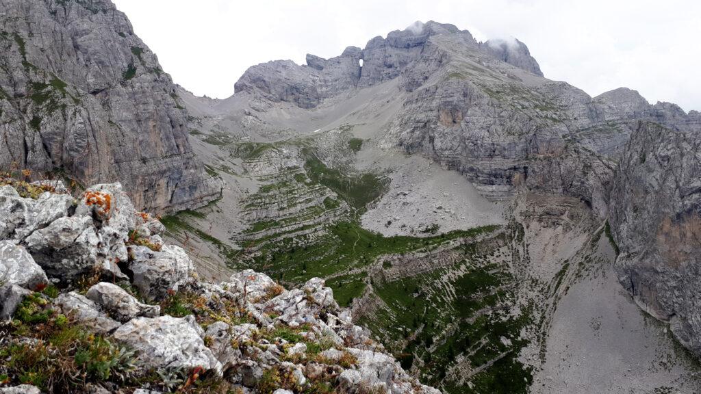 Vista della finestra della val Gelada dalla nostra vetta