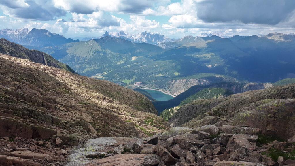 il Lago di Paneveggio a valle, parecchio a valle