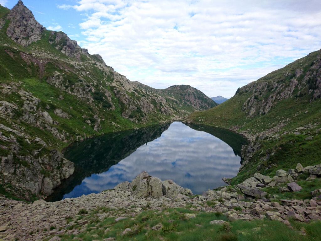 costeggiamo il Lago Brutto