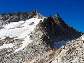 elicottero del Soccorso Alpino in missione di routine, al Passo della Lobbia