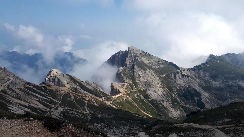 Ci aspetta la discesa che per la prima parte sarà più o meno sullo stesso sentiero dell'andata