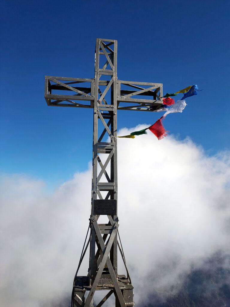 e infine croce di vetta!