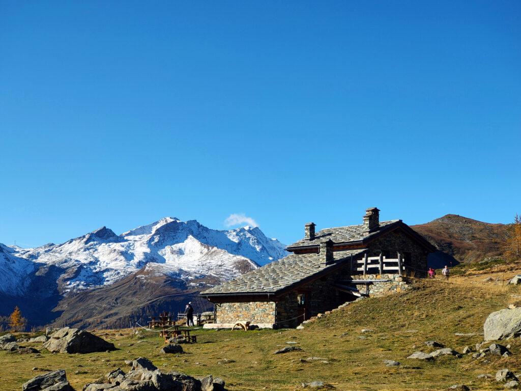 il Rifugio Muffè, ancora aperto