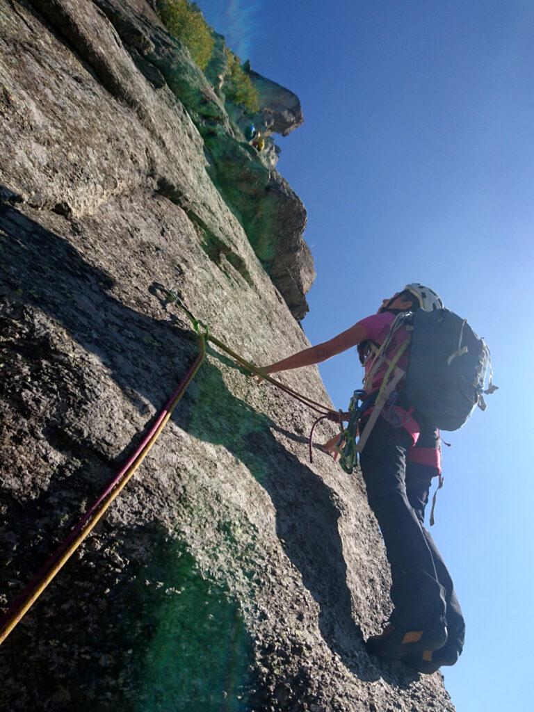 primo tiro, una bella placca su ottimo granito rugosissimo