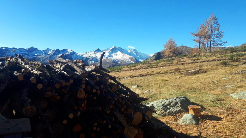 le montagne innevate della valle di Champorcher