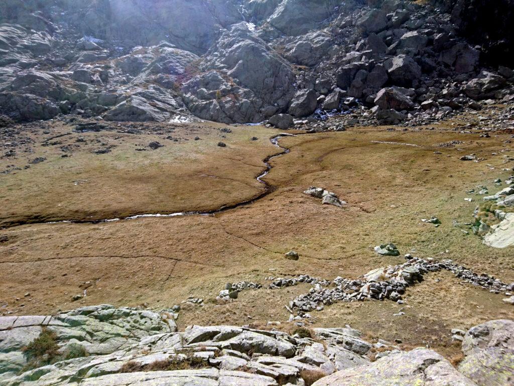 la piana sotto il Gran Lago