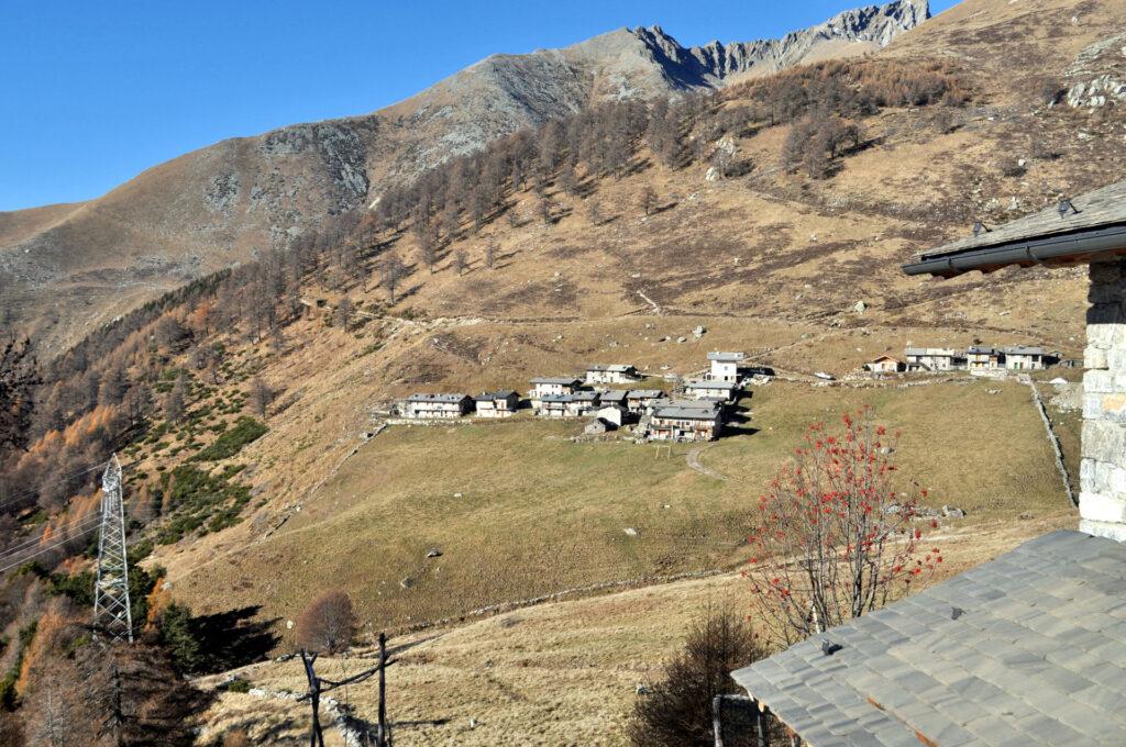 l'Alpe di Mezzo vista da Pescedo