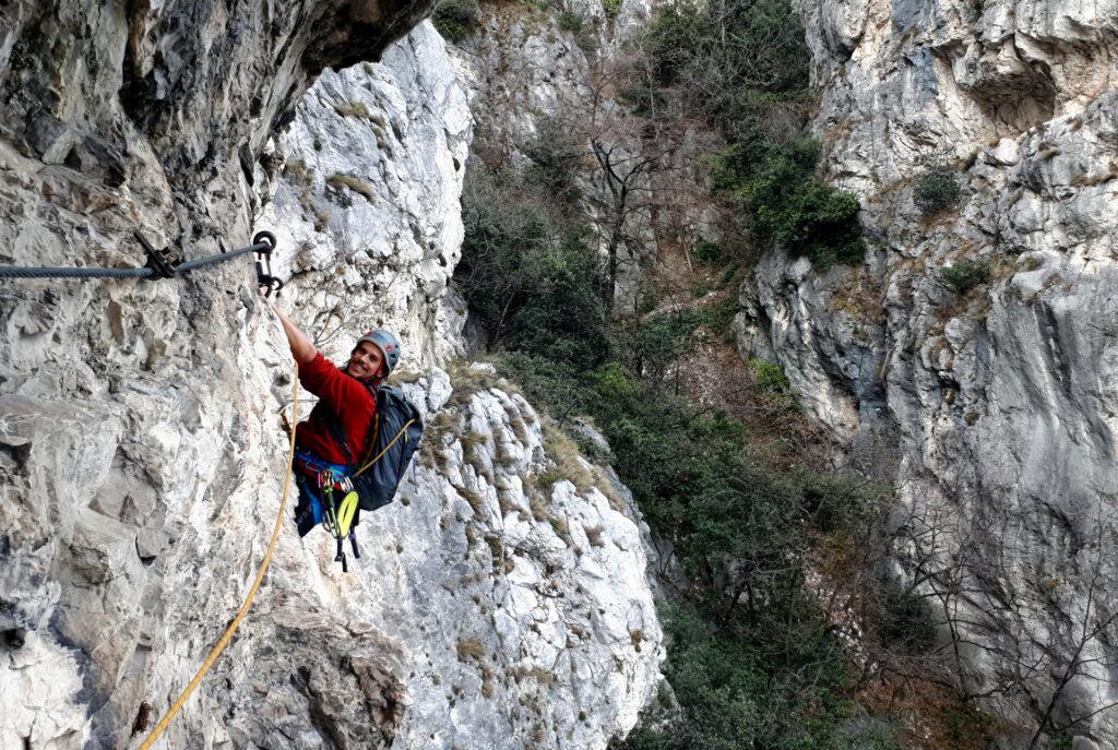 Gab in arrivo verso la fine del passaggio chiave