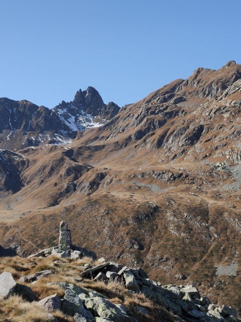 L'estetico monte Valletto dalla vetta del Mincucco